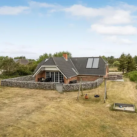 Thythkil - 3km From The Sea By Interhome *